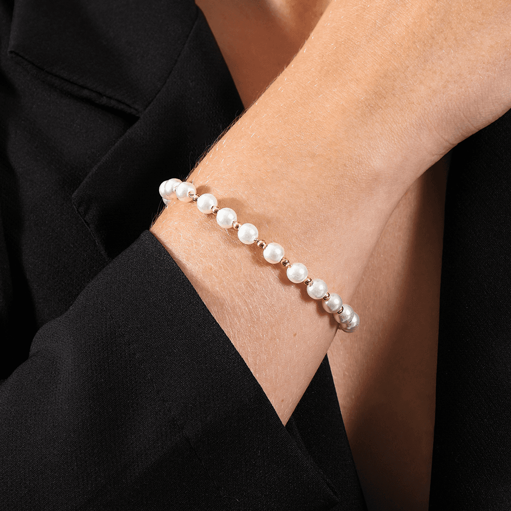 Pulseira Dourada de Pérolas e Bolinhas 2